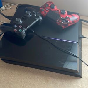 Ps4 including controllers
